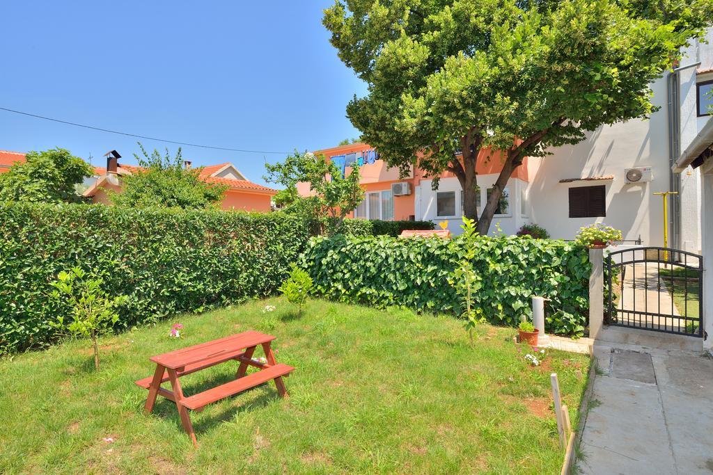 Apartment Mladenka Visnjik Zadar Exterior photo
